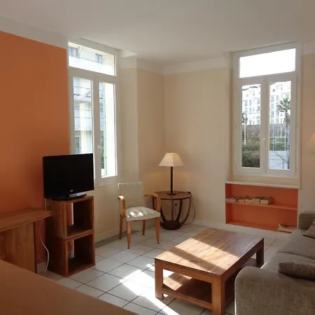Croisette-oasis Apartman *